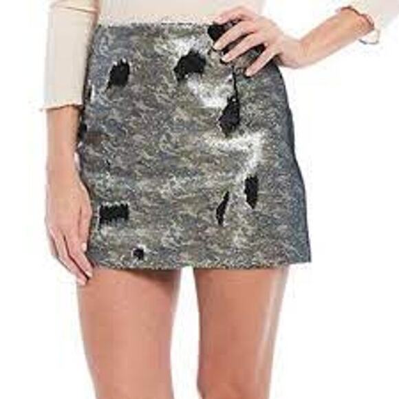 Free People FP One Sequin Camo Mini Skirt NWT SZ 12 - Picture 3 of 13